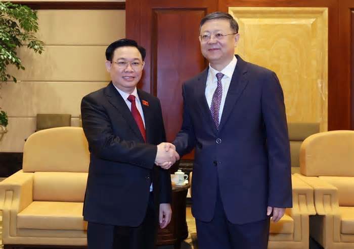 Chủ tịch Quốc hội: Mong phát huy quan hệ hợp tác hữu nghị hình mẫu giữa Thượng Hải - TP.HCM