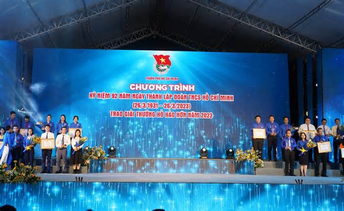 TP Hồ Chí Minh: Trao giải thưởng Hồ Hảo Hớn cho 9 tập thể tiêu biểu