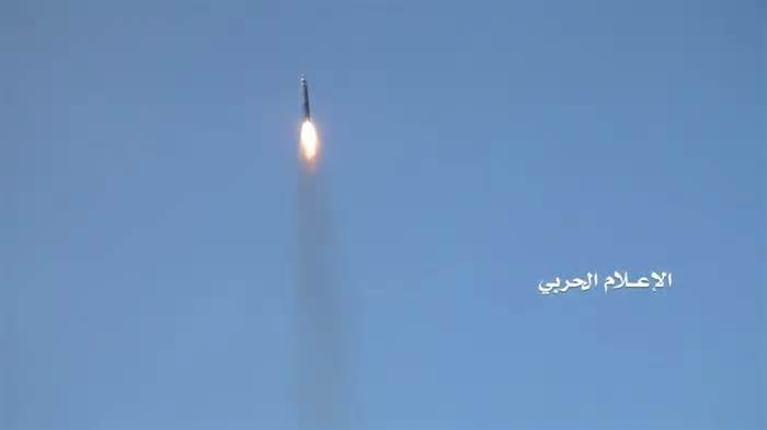 Mỹ tắt GPS, tên lửa của Houthi dùng tín hiệu vệ tinh của ai?