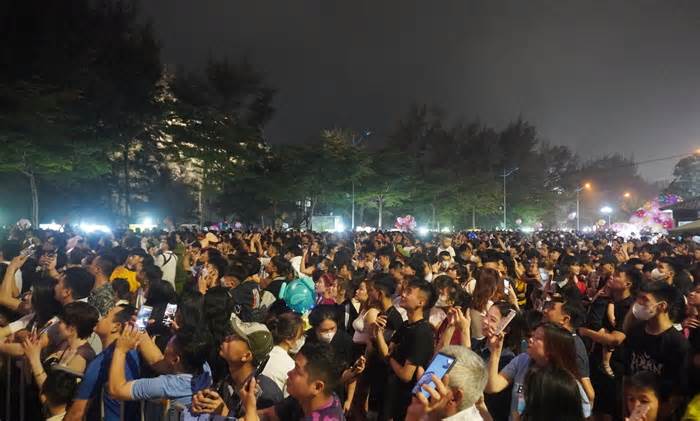 Tạm giữ một số đối tượng cướp giật trong đêm khai mạc Lễ hội Sầm Sơn