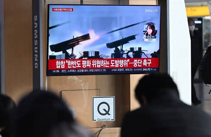 Triều Tiên bắn 200 đạn pháo, Hàn Quốc ra lệnh sơ tán dân