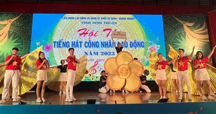 Sôi nổi hội thi tiếng hát công nhân lao động Ninh Thuận