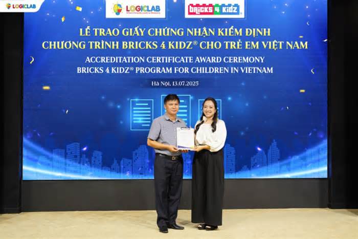 Logic Lab vinh dự nhận giấy chứng nhận kết quả thẩm định chương trình giáo dục Bricks 4 Kidz® cho trẻ em Việt Nam