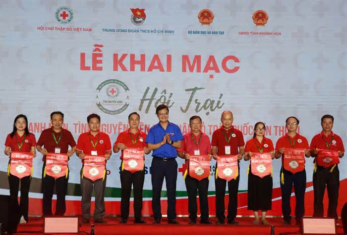 Khai mạc hội trại toàn quốc Tình nguyện xanh - vì một cộng đồng an toàn, nhân ái