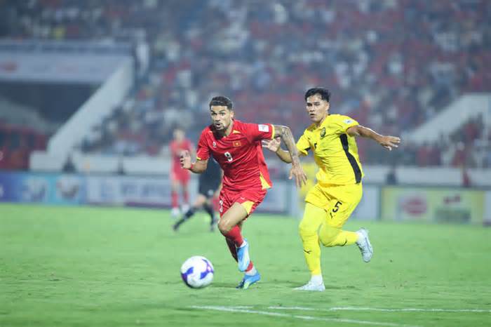 Trực tiếp Việt Nam vs Malaysia 3-1 (H2): Vào! Malaysia rút ngắn cách biệt