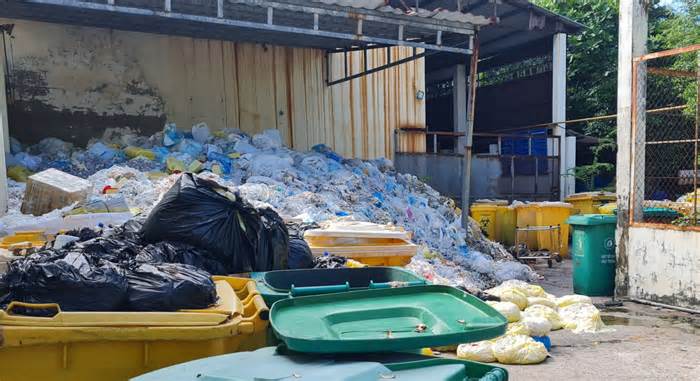 Kiên Giang tồn đọng hàng trăm tấn rác thải y tế lây nhiễm