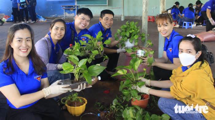 Vào cuộc hè tình nguyện, dành ngày hành động vì đàn em