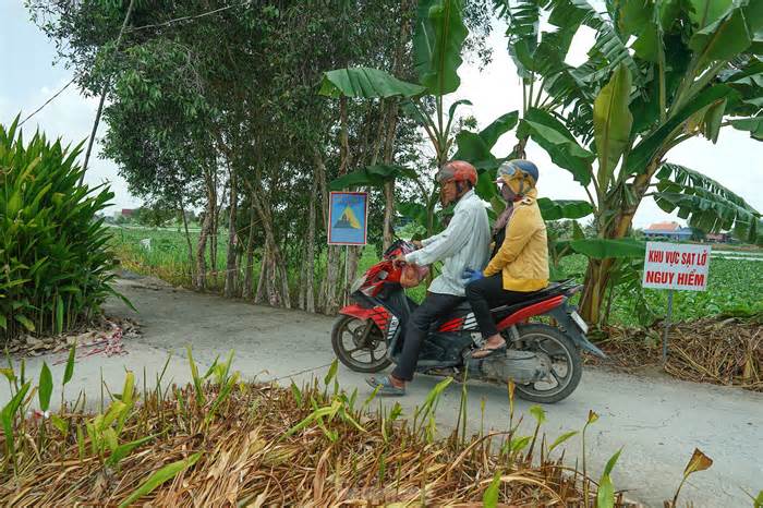 Long An tiếp tục công bố tình trạng sạt lở khẩn cấp