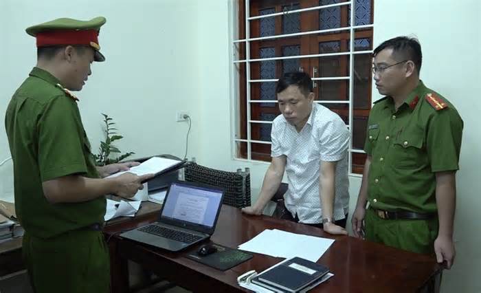 Phó chủ tịch huyện ở Nghệ An bị điều tra lợi dụng chức vụ