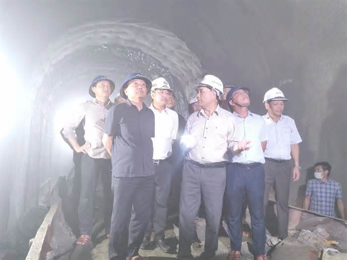 Cục trưởng Đường sắt Việt Nam nói về nguyên nhân sạt hầm Chí Thạnh