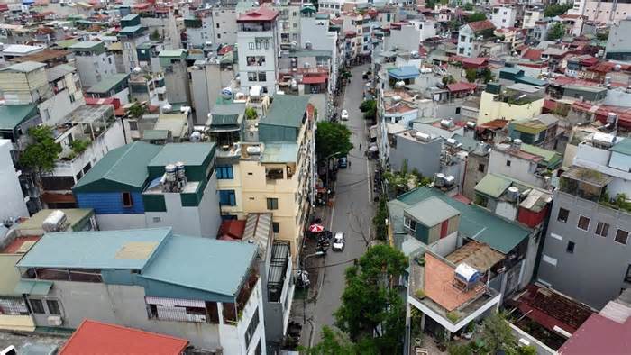 Hà Nội: Những căn nhà kỳ dị “mọc” ở phố Tam Khương