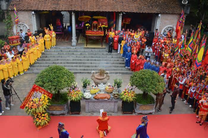 Lễ hội đền Bà Triệu là Di sản văn hóa phi vật thể Quốc gia