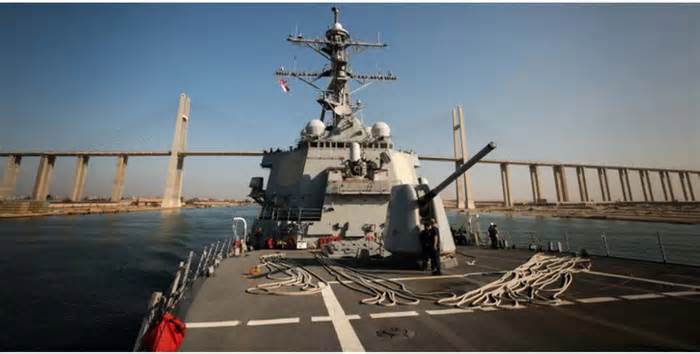 Houthi là ai? Sao Mỹ chưa trả đũa vụ tấn công tàu ở Trung Đông?