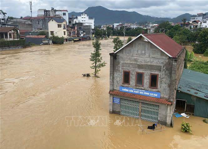 Cao Bằng: Sạt lở đất làm 1 người chết, 20 người mất tích