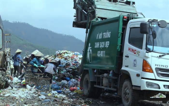 Cơ quan chức năng vào cuộc sau phản ánh mùi hôi thối từ bãi rác lớn nhất Đà Nẵng