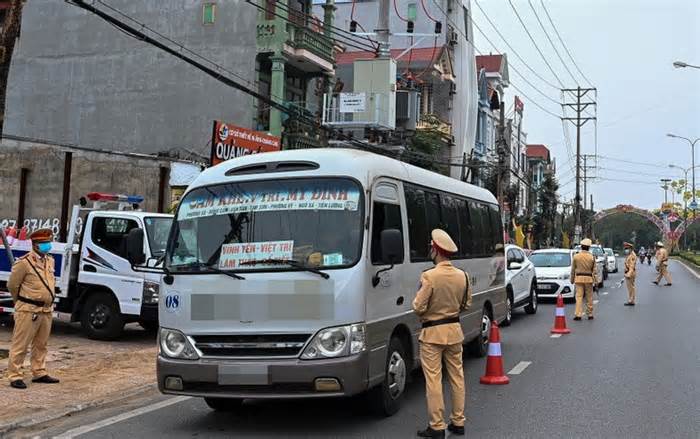 Thủ đoạn bẫy cảnh sát giao thông để tống tiền