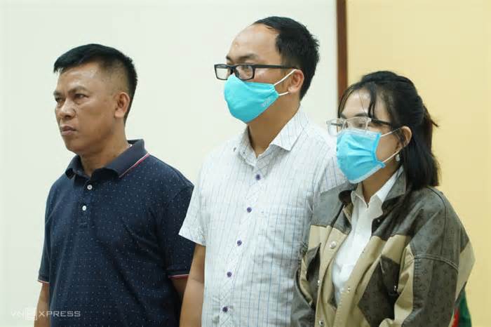 Xét xử tài xế tông chết nữ sinh Ninh Thuận rồi nhờ người nhận tội