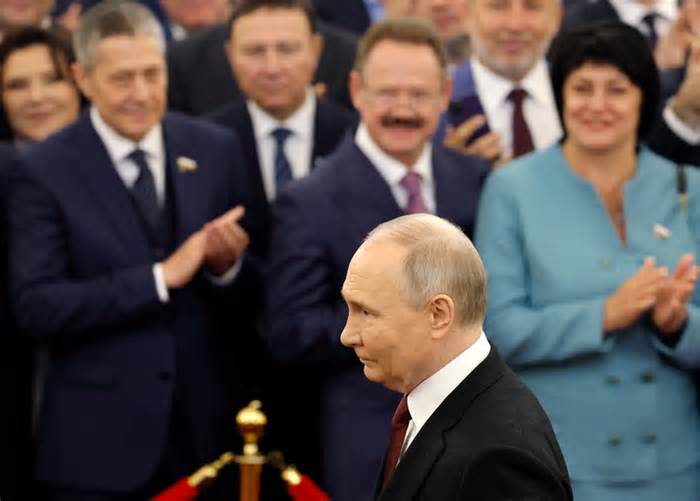 Chờ màn cải tổ nước Nga của ông Putin