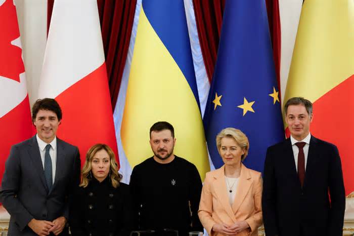 Ukraine ký thỏa thuận an ninh 10 năm với nhiều thành viên NATO
