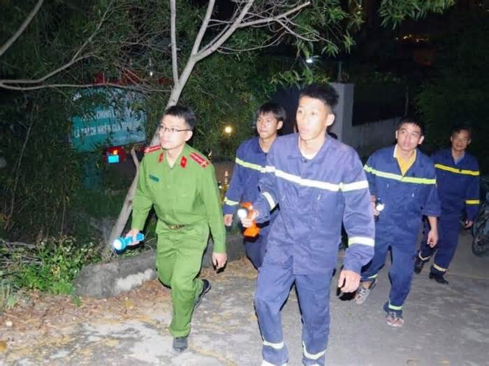 Cháy núi Cô Tiên: Cơ quan chức năng tỉnh Khánh Hòa thông tin về thiệt hại