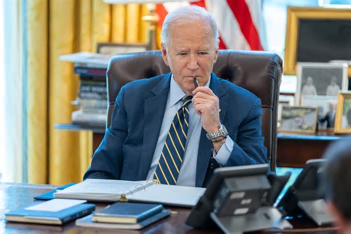 Ông Biden lần đầu nêu điều kiện hỗ trợ Israel