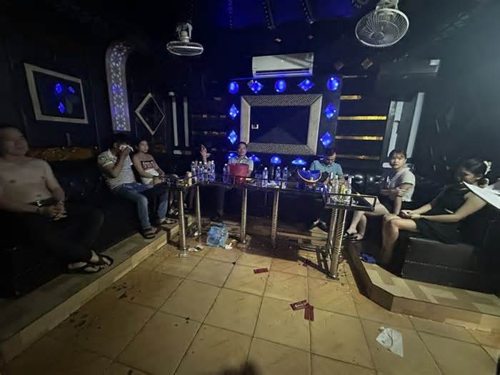 Hải Dương: Khởi tố 4 đối tượng tổ chức sử dụng ma túy tại karaoke Dương