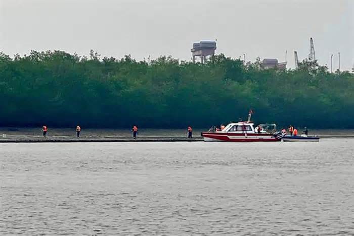 Tìm thấy thi thể cuối cùng trong vụ 4 người mất tích vì đắm thuyền tại Quảng Ninh