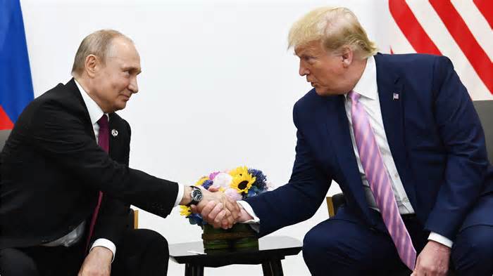 Điện Kremlin bác thông tin ông Putin điện đàm với ông Trump