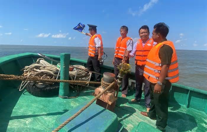 Trà Vinh mở rộng kiểm tra, phạt tàu cá vi phạm IUU