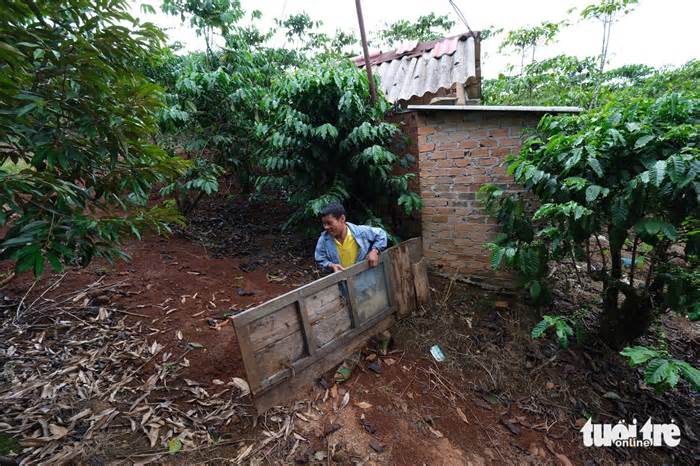 Vụ chuyện lạ 'đất ở không được ở': Luật đã sửa, giữ hiệu lực các văn bản ngăn chặn là sai