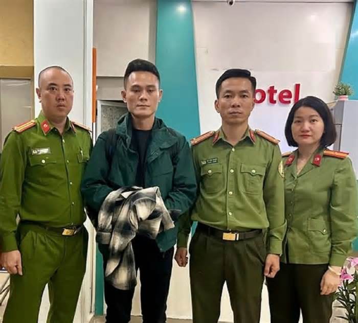 Bị bắt vì lưu trú quá hạn, du khách Trung Quốc 'lộ mặt' lừa đảo quốc tế