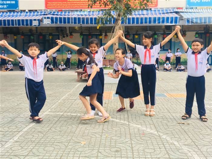 Sở GDĐT Hà Nội yêu cầu đưa trò chơi dân gian vào trường học