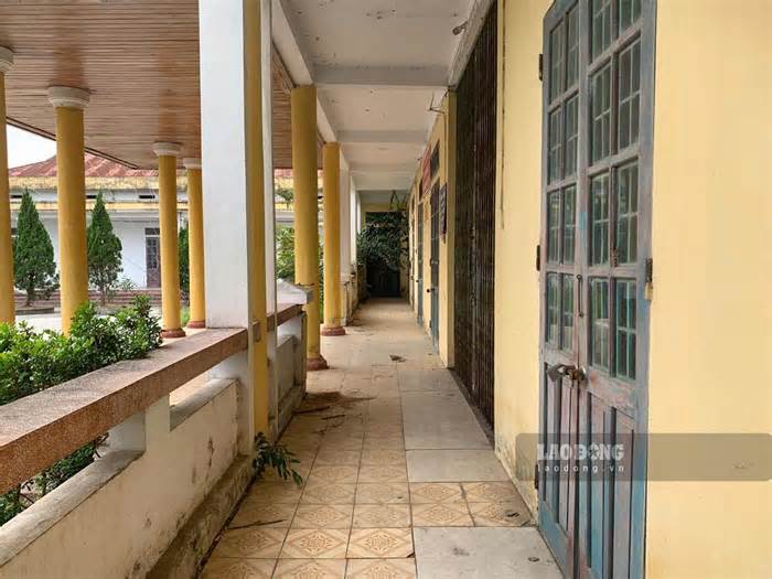 Nhiều trụ sở xã ở Thái Bình bỏ hoang, được tận dụng là nơi tập yoga