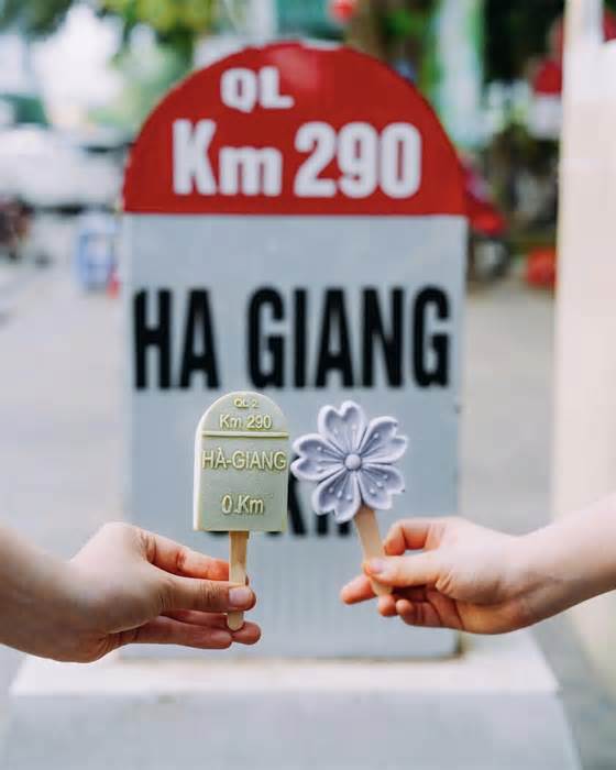 Giới trẻ đổ xô lên Hà Giang mua kem cột mốc Km0 gây 'sốt'