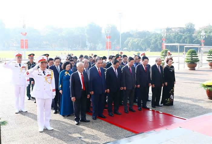 Lãnh đạo Đảng, Nhà nước vào Lăng viếng Chủ tịch Hồ Chí Minh nhân dịp Quốc khánh 2/9