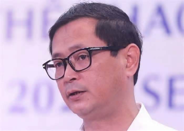 Nguyên Giám đốc CDC Hà Nội hầu toà vụ mua kit xét nghiệm của Việt Á
