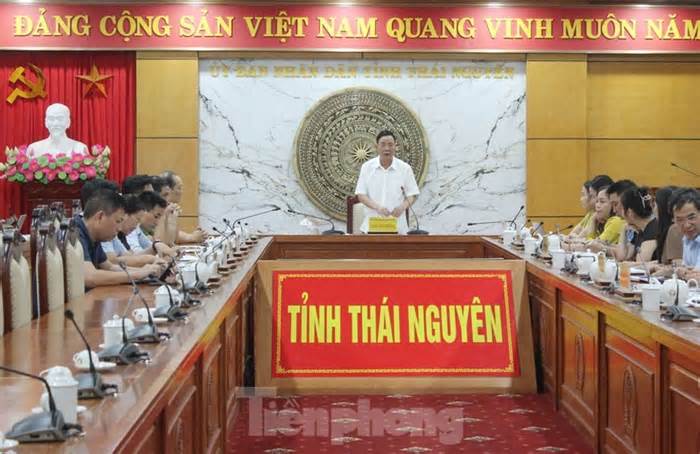 Thái Nguyên họp khẩn về vụ việc 13 học sinh nhập viện cấp cứu