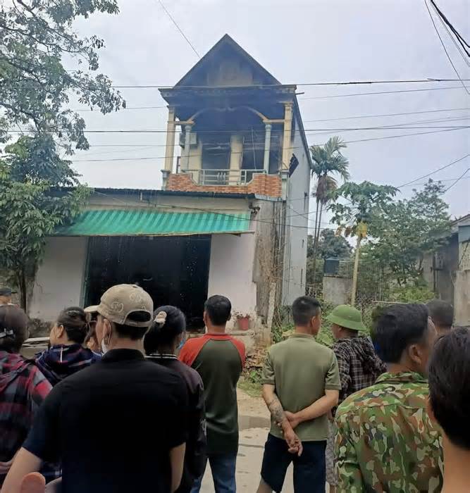Cháy căn nhà khóa trái cửa ở Thanh Hóa, hai người tử vong