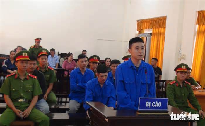 Lên mạng học cách chế tạo súng đem bán, nhận 8 năm tù