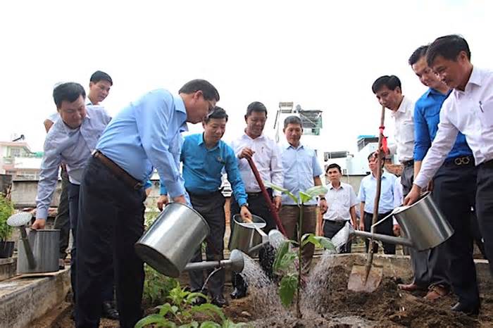 Phối hợp tổ chức có hiệu quả các phong trào thi đua