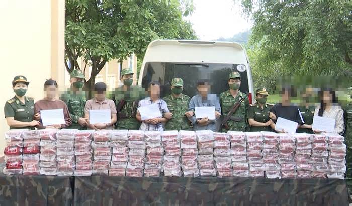 Thêm một ôtô chất đầy ma túy bị bắt tại Hà Tĩnh