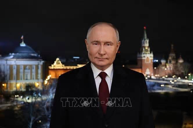 Gửi thông điệp năm mới, Tổng thống Putin kêu gọi người dân đoàn kết vì tương lai