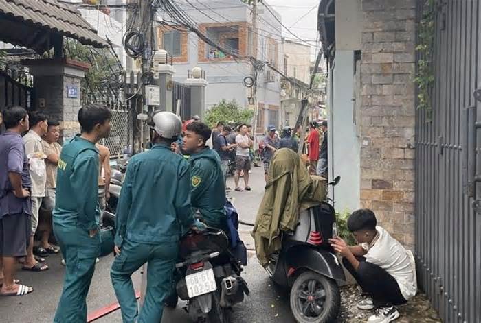 Người đàn ông chém hàng xóm do mở nhạc quá to