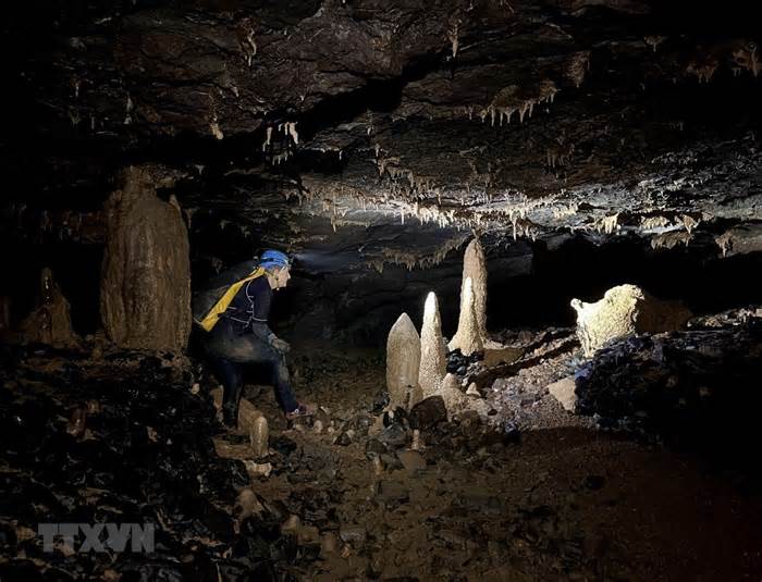 Các nhà khoa học quốc tế phát hiện 22 hang động mới tại Quảng Bình