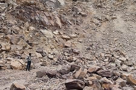 Yên Bái: Liên tiếp xảy ra tai nạn tại mỏ đá khiến nhiều công nhân tử vong