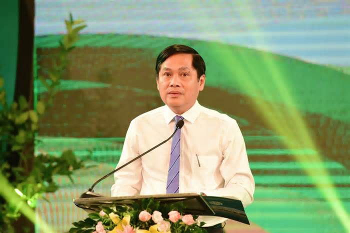Sở Nội vụ Cần Thơ thông tin lý do Phó chủ tịch Nguyễn Văn Hồng xin nghỉ việc