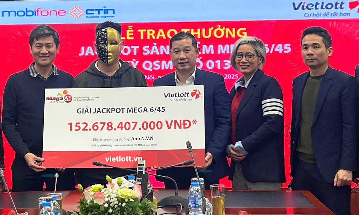 Người nhận Jackpot 152 tỷ đồng giấu con việc trúng số