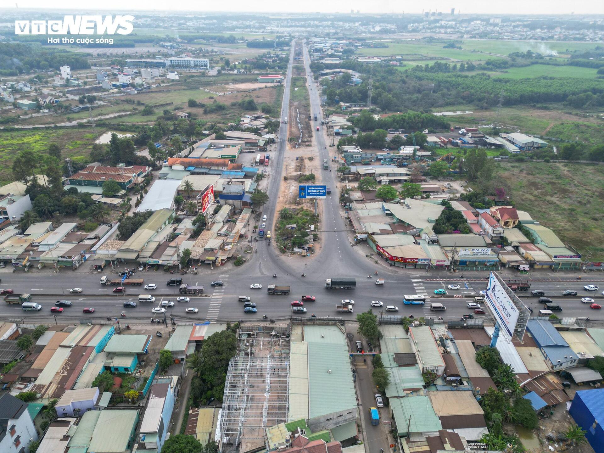 Cận cảnh đường nghìn tỷ liên kết sân bay Long Thành với TP.HCM