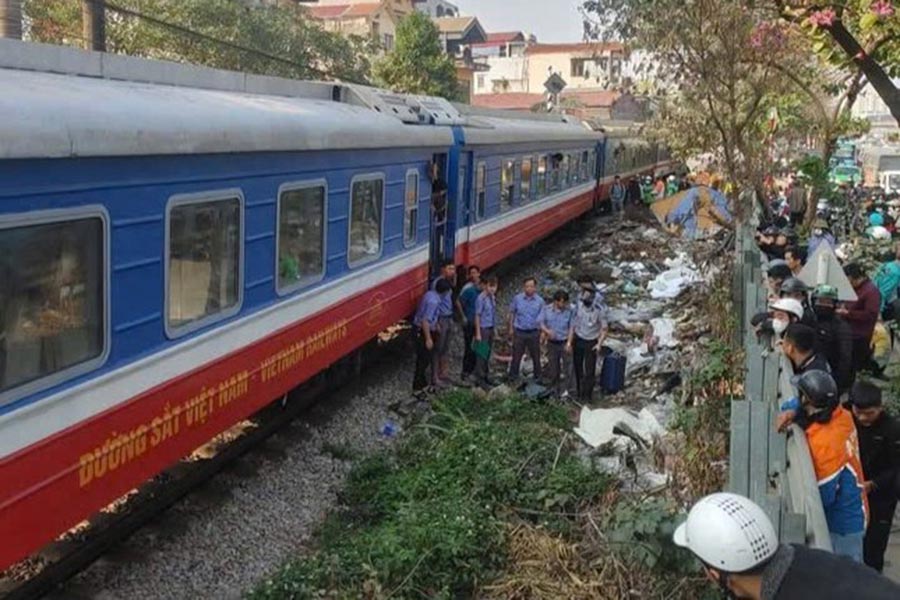 Liên tiếp xảy ra tai nạn tàu hỏa gây chết người ở Hà Nội