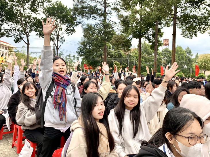 Trường đại học Công nghiệp TP.HCM cho thí sinh tự chọn môn tổ hợp xét tuyển